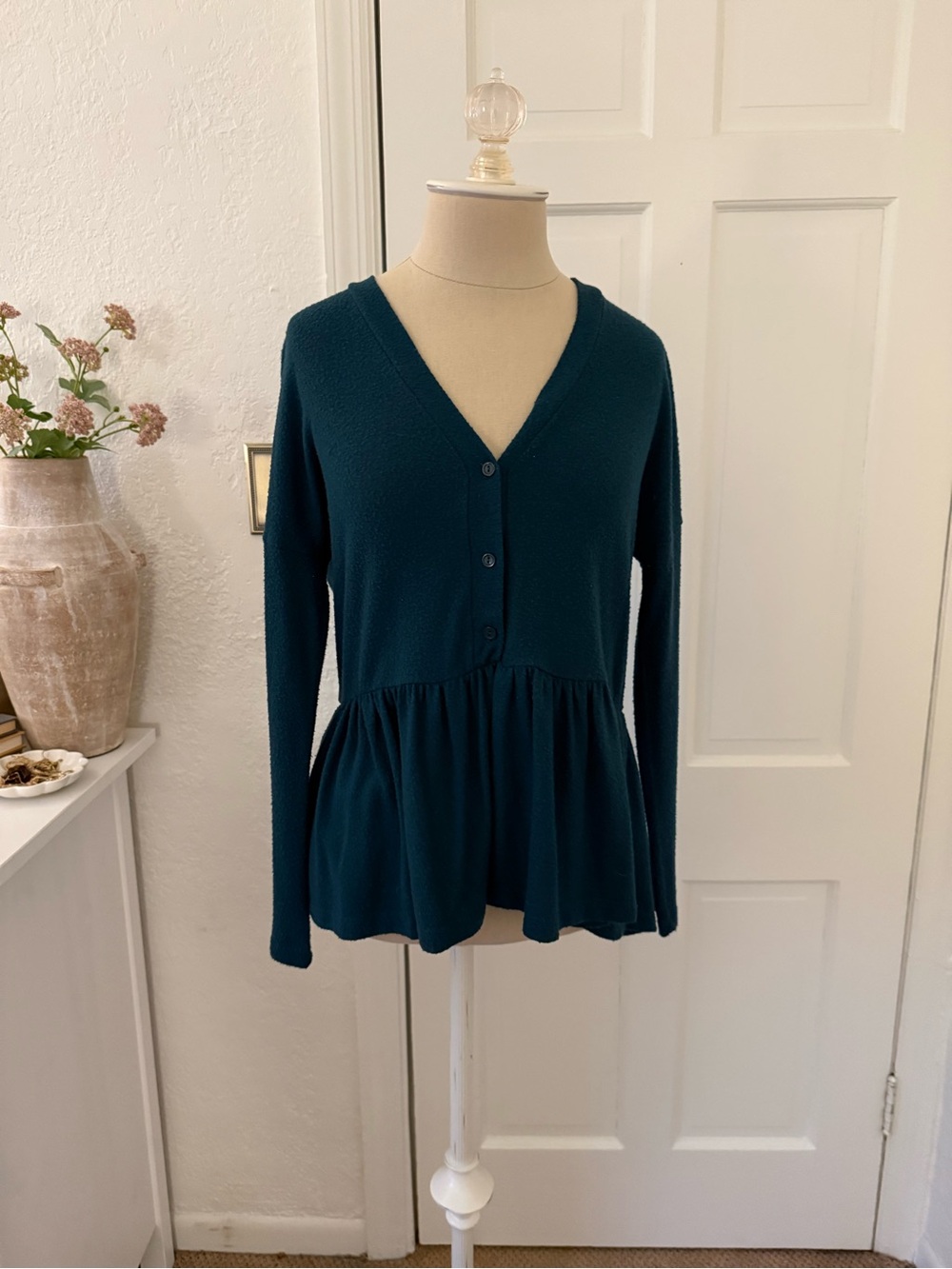 Dry Goods Emerald Green V-Neck Peplum Button Blouse